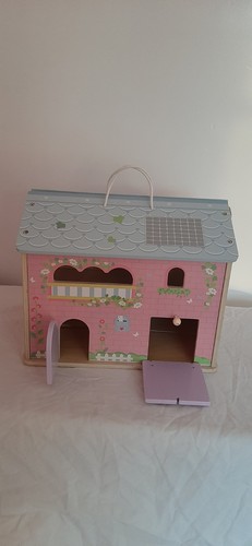 Girls dolls barn house - house, with