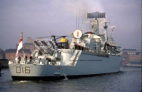 Royal navy county class - royal,
