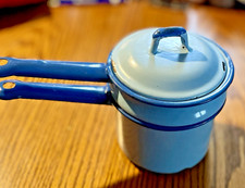 Vintage small enamelware 3 pc