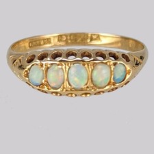 Antique Opal Ring 18ct Gold