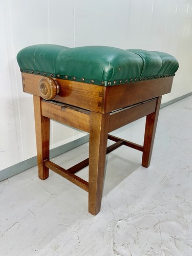 Antique concert piano - concert, bench