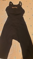 Jaked Knee Suit Swimming