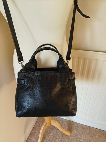 Black leather handbag - black,