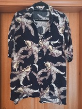 Men's Feather Print Design XXL Shirt, Black Base, Burgundy & Yellow Feathers