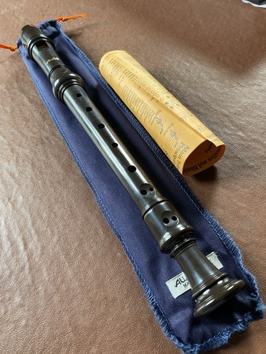 Aulos 303a descant - 303a-e,