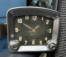 SMITHS CAR CLOCK ASTON MARTIN