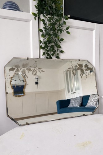 Vintage art deco grapevine - art,