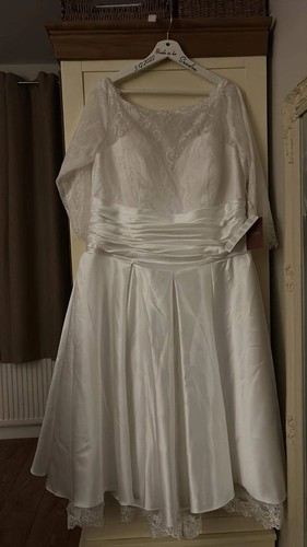 Never worn wedding - worn, dress