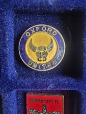 Oxford United Fc Vintage Pin Badge