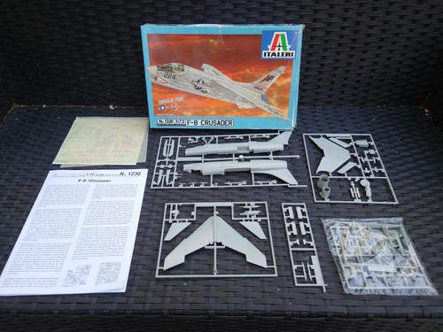 Italeri 1230 8 - 1230, f-8