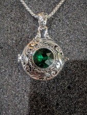 Antiquelook Silver Tone Locket