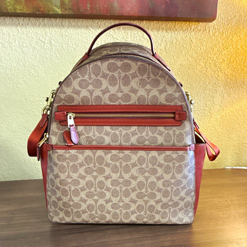 Coach signature logo small - signature,