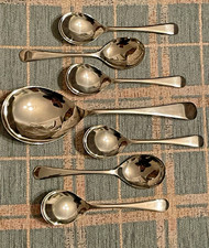 Vintage Sipelia Nickel Silver 6 Fruit Dessert Spoons & Server. Made in Sheffield