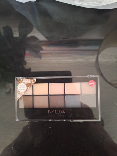 Mua makeup academy - mua,