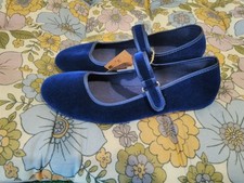 New blue velvet Mary Jane flats shoes - size 5