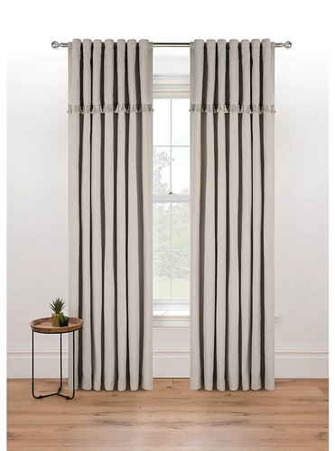 Light grey tassel - light,
