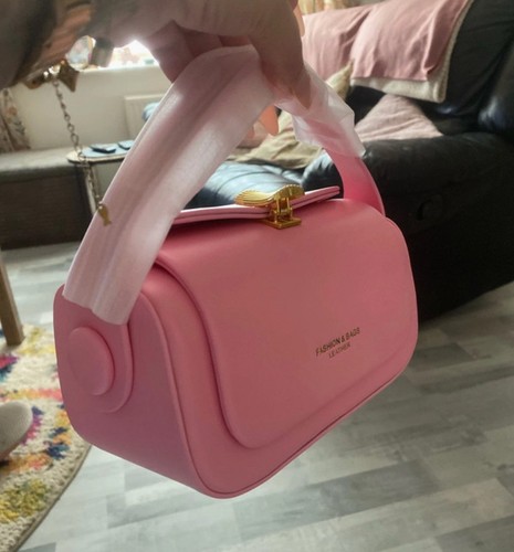 Pink hand bag - strap,
