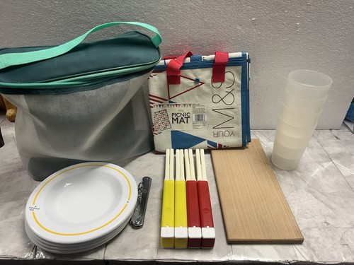 Picnic set person plates - 4,