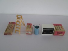 1/16 DOLL HOUSE FURNITURE TRI-ANG SPOT-ON CHEST OF DRAWERS LADDER UMBRELLA STAND