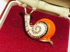 Vintage Style Enamel & Crystal