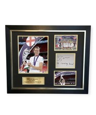 Jill Scott Signed & Framed White Card - Deluxe Frame