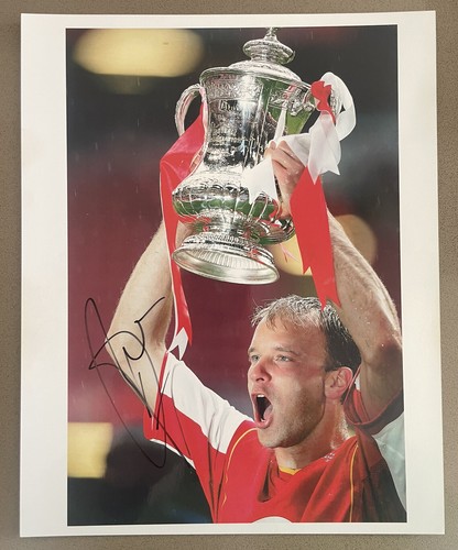 Dennis bergkamp hand signed - bergkamp,