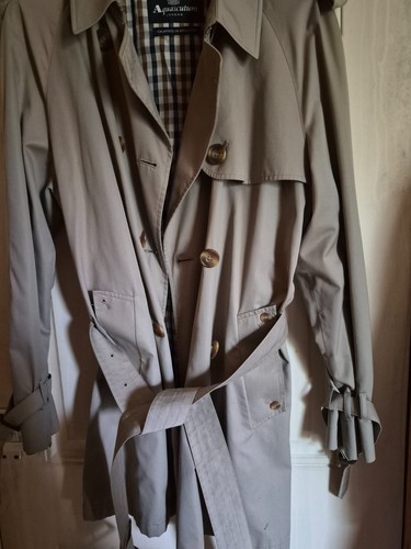 Aquascutum womens coat - 3/4,