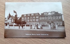 OLD POSTCARD-AMBLESIDE-MARINE PARADE-CLACTON-ON-SEA-PEOPLE