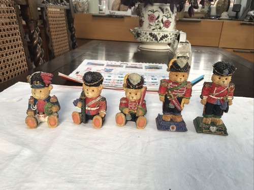 Set soldier collectable - set,