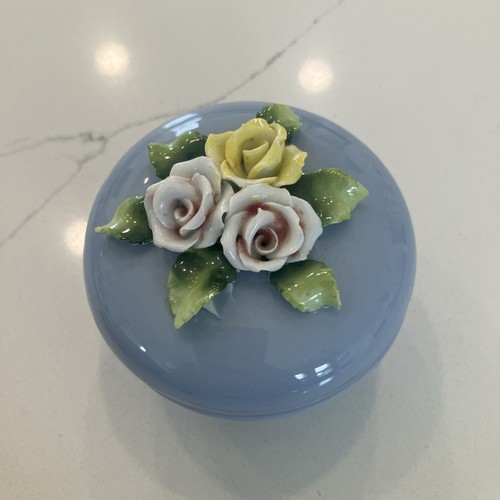 Vintage trinket box with - vintage,