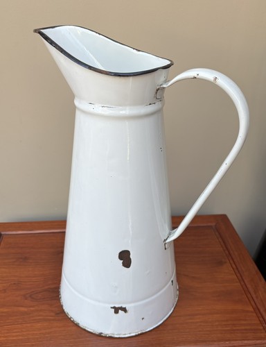 Large vintage white enamel - large,