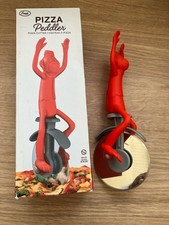 FRED RED MONKEY  PIZZA PEDDLER NOVELTY PIZZA CUTTER WHEEL  BOXED