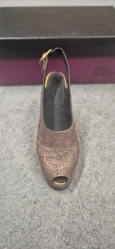 Just the right shoe - just,