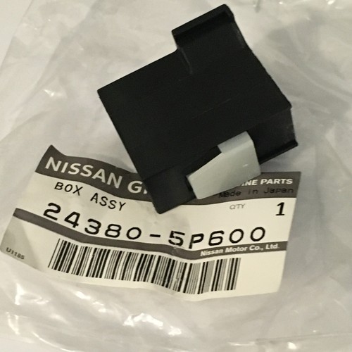 Genuine nissan holder housing - holder,