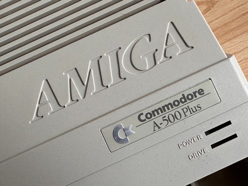 Amiga commodore a500 - amiga, desktop