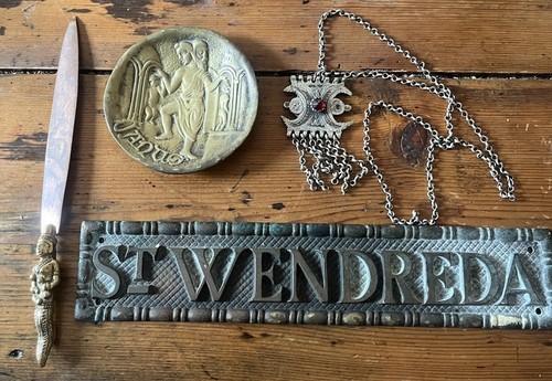 Antique rare items - rare, loft