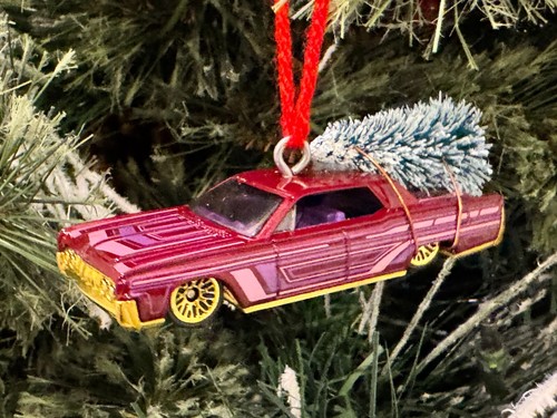 Hot wheels lincoln - 64,