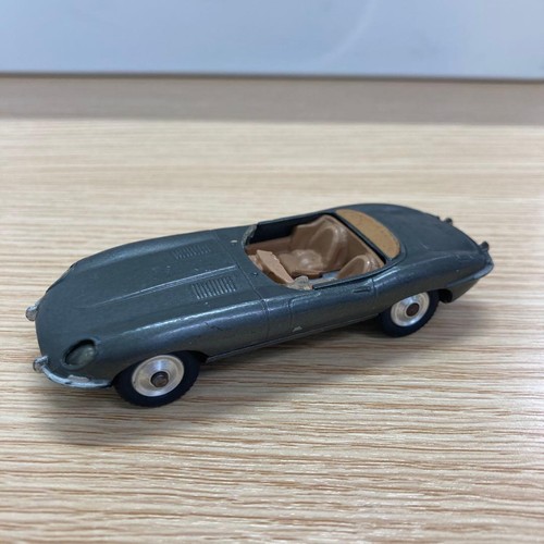 Corgi toys no307 jaguar - corgi, e-type