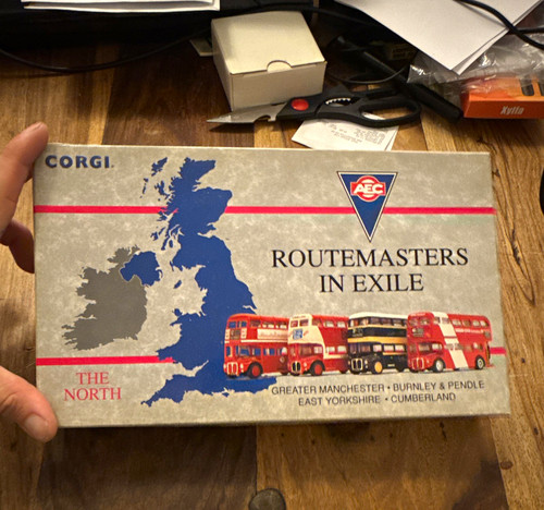Corgi routemasters exile - routemasters,