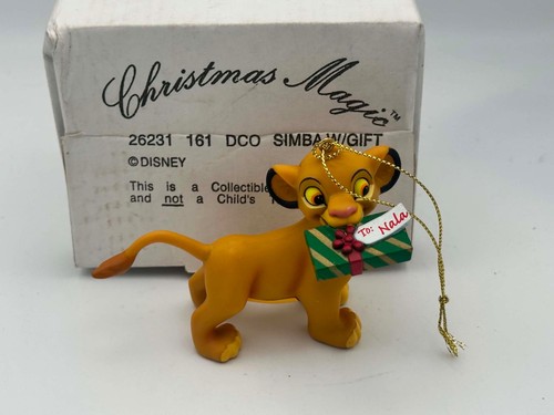 Simba with gift - gift,