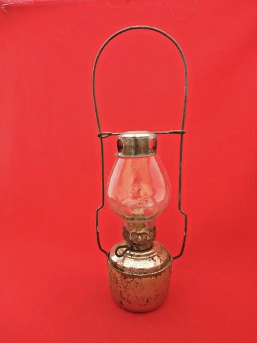 Vintage old kerosene lanterns - old,