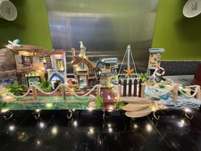 Driftwood Seaside VillageWall