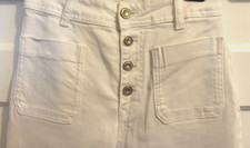 ZARA WHITE BUTTON FLY CROPPED