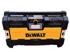 Dewalt Radio Tough System Music  DWST1-75663  - SOLID,  BIG SOUND & BANG SOUND