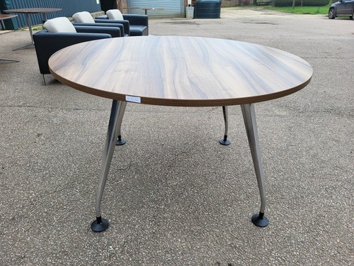 Orangebox pars meeting table - orangebox,