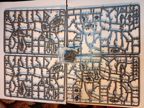 Warhammer 40k genestealer - warhammer,