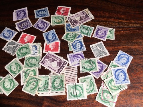 Lot vintage canadian stamps - lot,