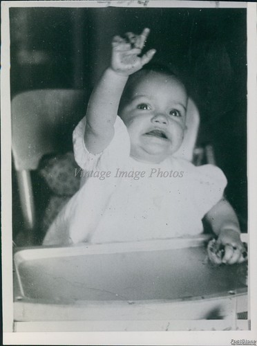 1941 baby sitting high - baby, in