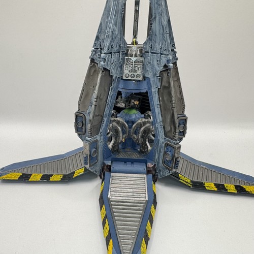 Space marine pod drop - marine,