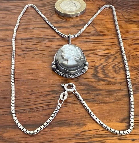 Beautiful 800 silver - silver, framed